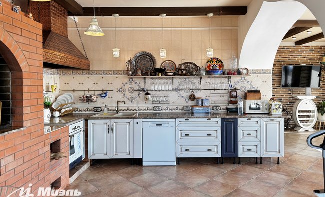 Московская обл, г Балашиха, деревня Черное, ул Чернореченская, д 340