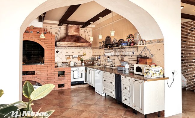 Московская обл, г Балашиха, деревня Черное, ул Чернореченская, д 340